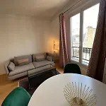 Appartamento Beautiful Flat Monceau Champs élysée Parigi