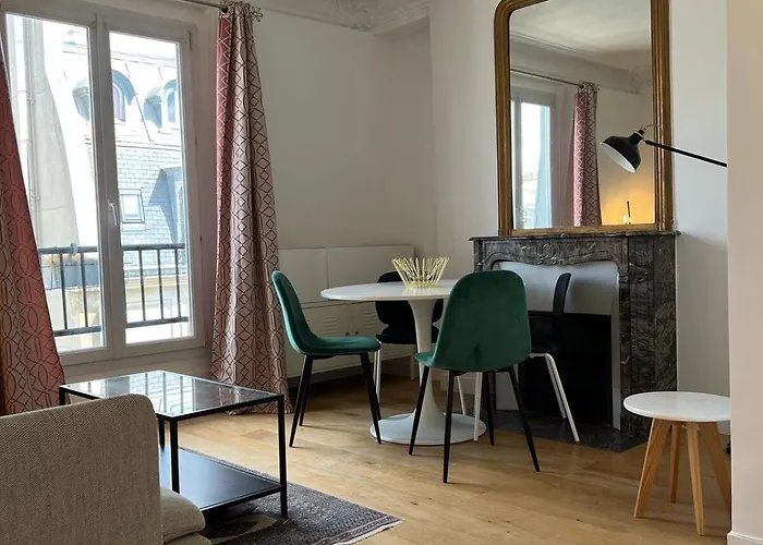 Beautiful Flat Monceau Champs Elysee Apartment *