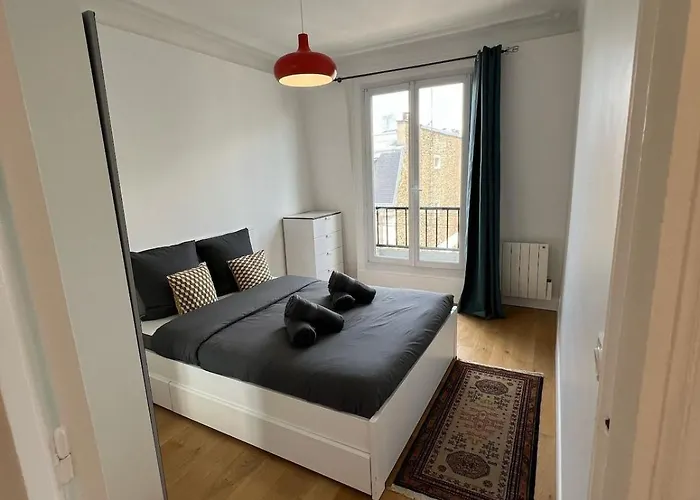 Beautiful Flat Monceau Champs Elysee Paris