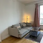 Beautiful Flat Monceau Champs Elysee Daire *