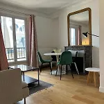 Beautiful Flat Monceau Champs Elysee Daire *