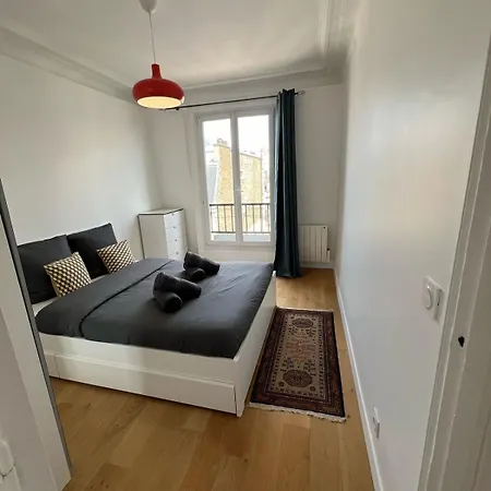 아파트 Beautiful Flat Monceau Champs Elysee 파리