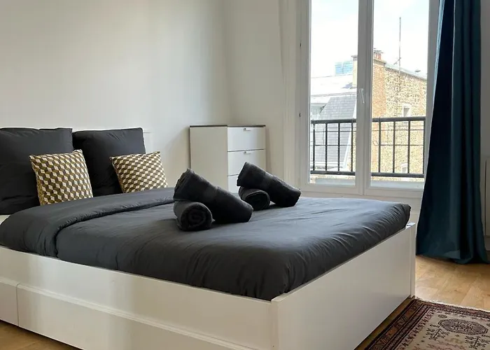 Beautiful Flat Monceau Champs Elysee 아파트